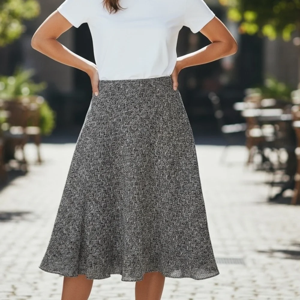 Vintage Talbots Black Tan A-Line side zipper Midi 100% silk Skirt Size 12